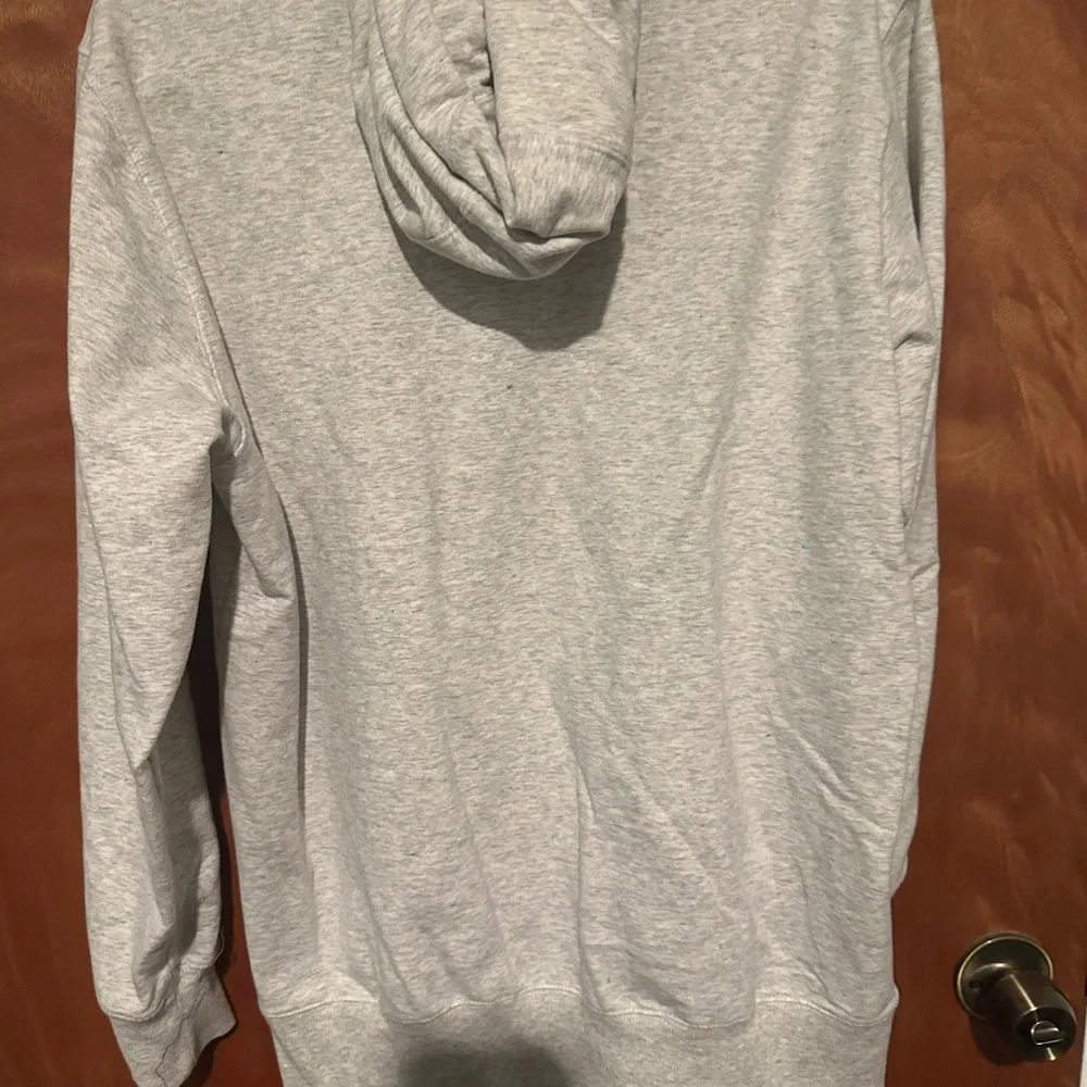 Ariat Women’s Light Gray Zip-Up Hoodie - Picture 3 of 3